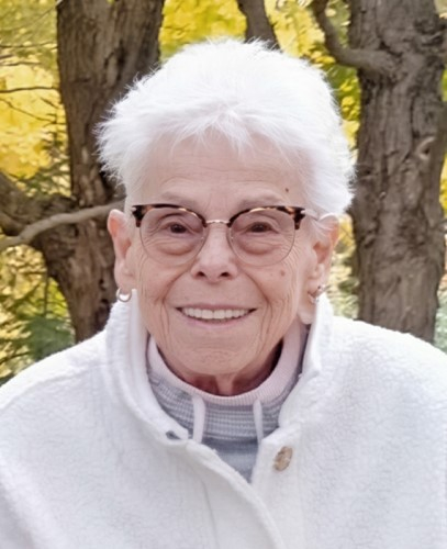 https://groupegarneau.com/wp-content/uploads/../../api/images/2026/05/claire-pelchat-avis-deces-125842.jpg