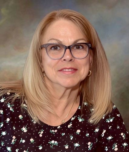 https://groupegarneau.com/wp-content/uploads/../../api/images/2026/05/denise-bissonnette-avis-deces-125875.jpg
