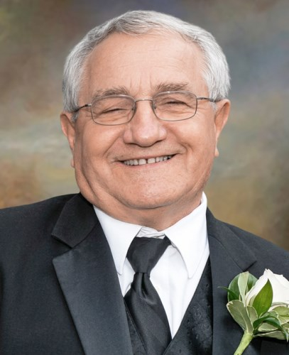 https://groupegarneau.com/wp-content/uploads/../../api/images/2026/08/jean-louis-roux-avis-deces-126567.jpg