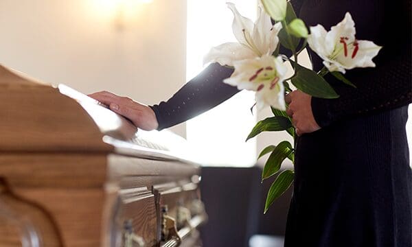 Le rôle des femmes dans les métiers reliés aux funérailles